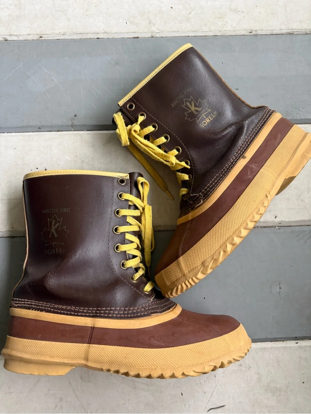 Sorel Brown and Yellow Lace-Up Men's Duck Boots Sz13